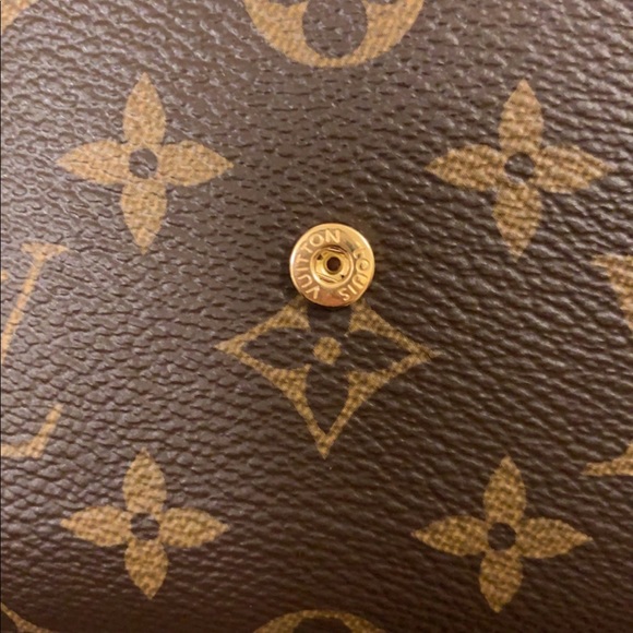 Louis Vuitton Victorine Wallet - Picture 6 of 8